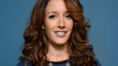 Jennifer Beals Net Worth