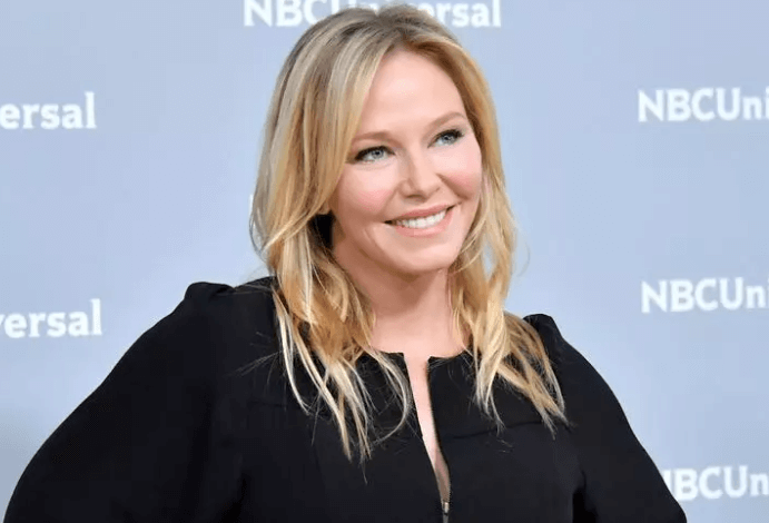 Kelli Giddish Net Worth